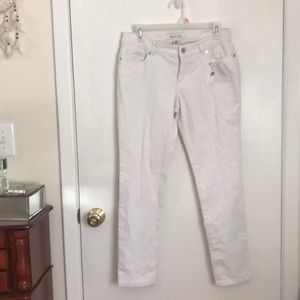 Kenneth’s Cole reaction white jeans